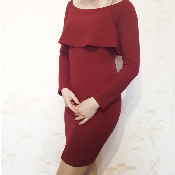 🎉HP🎉Long Sleeve Off The Shoulder Ruffle Dress - Picture 4 of 6